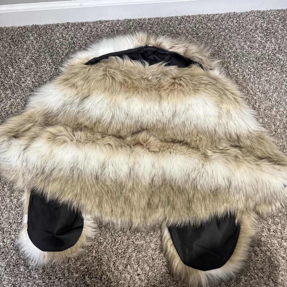 Caracilia Luxury Faux Fur Wrap Shawl Stole Size Large NEW - Picture 3 of 4